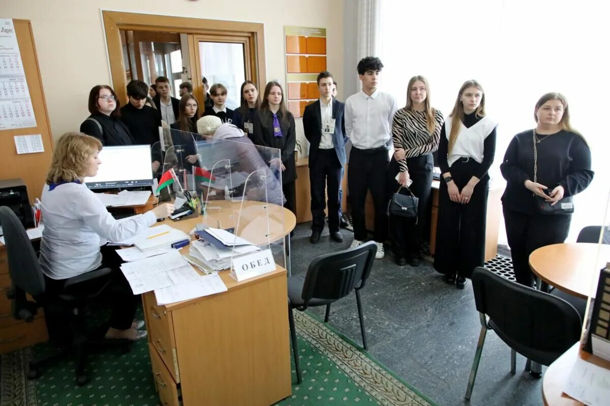 Сайт бобруйского горисполкома. Сайт бобруйского горисполкома. Фото бобруйского горисполкома. Омелюсик бобруйск горисполком. Управление по образованию бобруйского горисполкома.