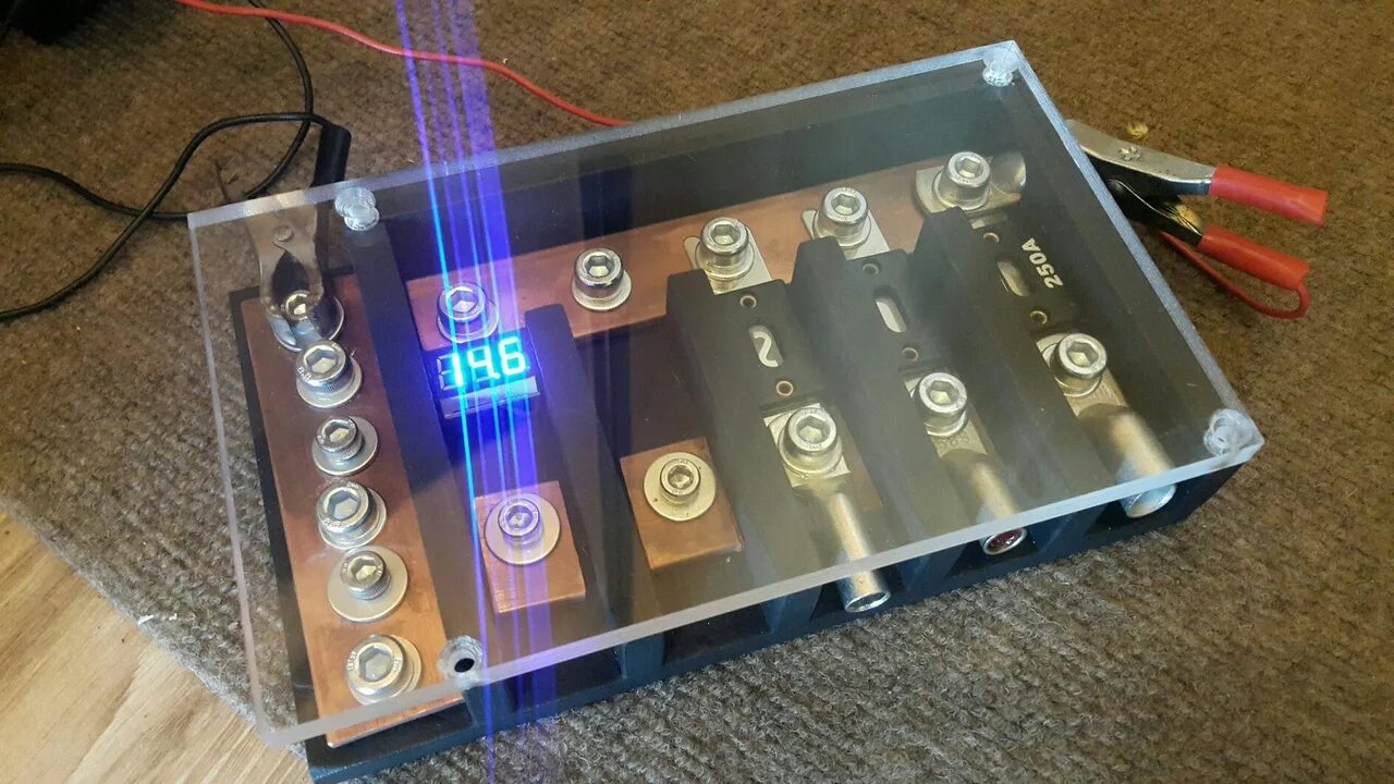 Дистрибьютор питания aria apd-034. Дистрибьютор питания на 3 усилителя. Дистрибьютор питания global audio gdr-11. Дистрибьютор питания под 2 провода для сабвуфера. Дистрибьютор на 4 усилителя.