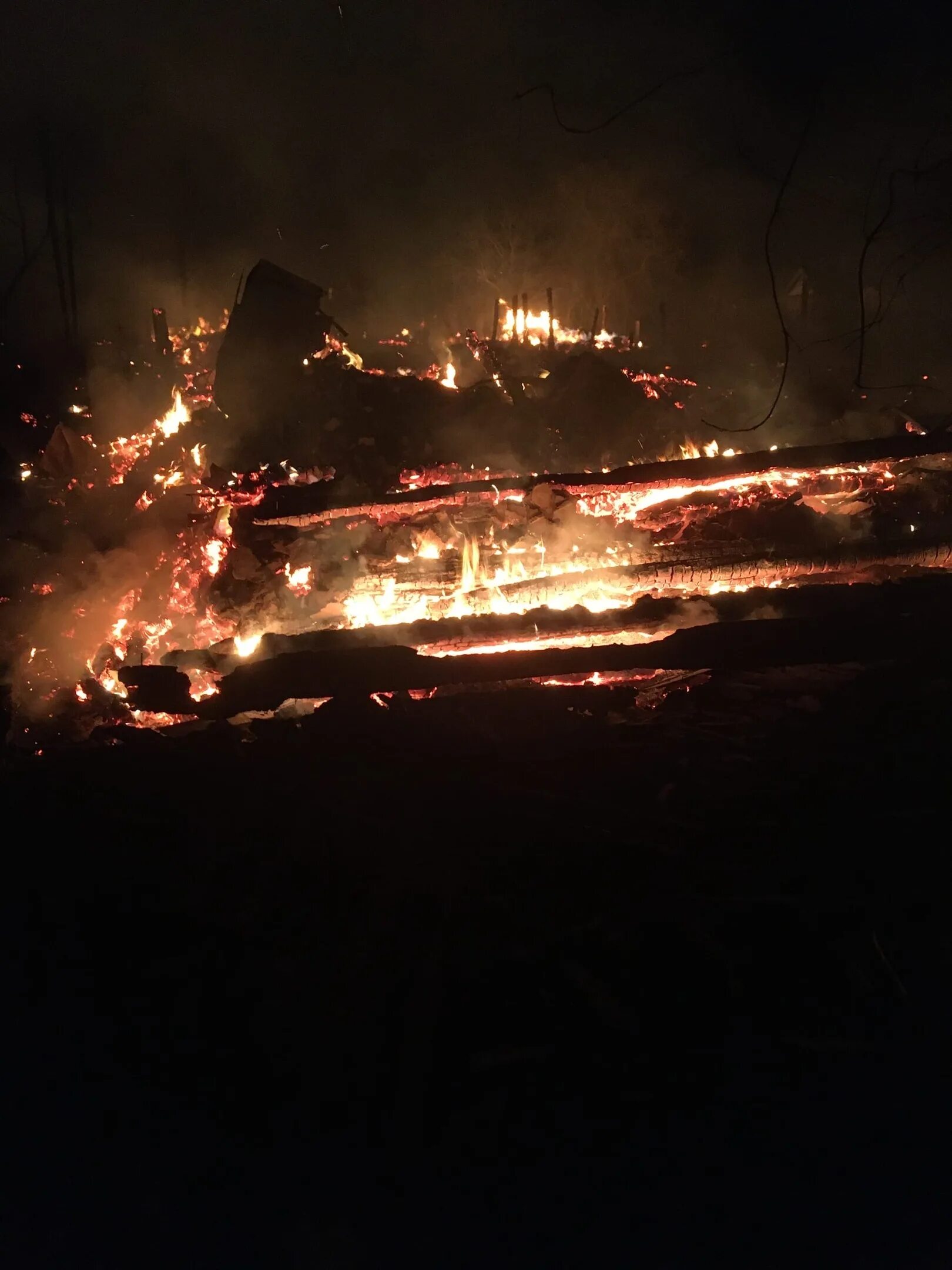 Сгорело 6 г. Село Стрельниково Инзенский район пожары. Стикер 06 сгорела. Называевск горит.