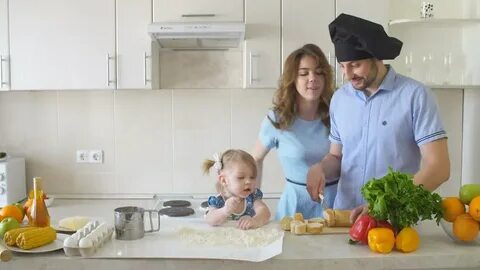 Еду маму с папой
