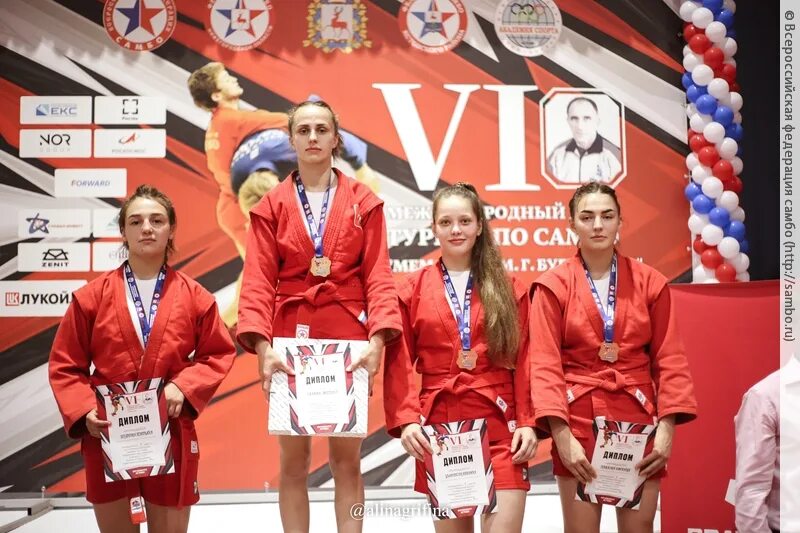 Самбо обои. Самбо спортсмены. Мемориал бурдикова самбо. Бурдиков самбо. Памятник самбо.