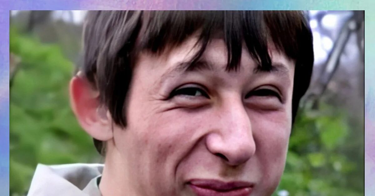 Серьезно смотрит то. Чо серьезно. а ты че не верил. да серьезно мем. серьезно не веришь.