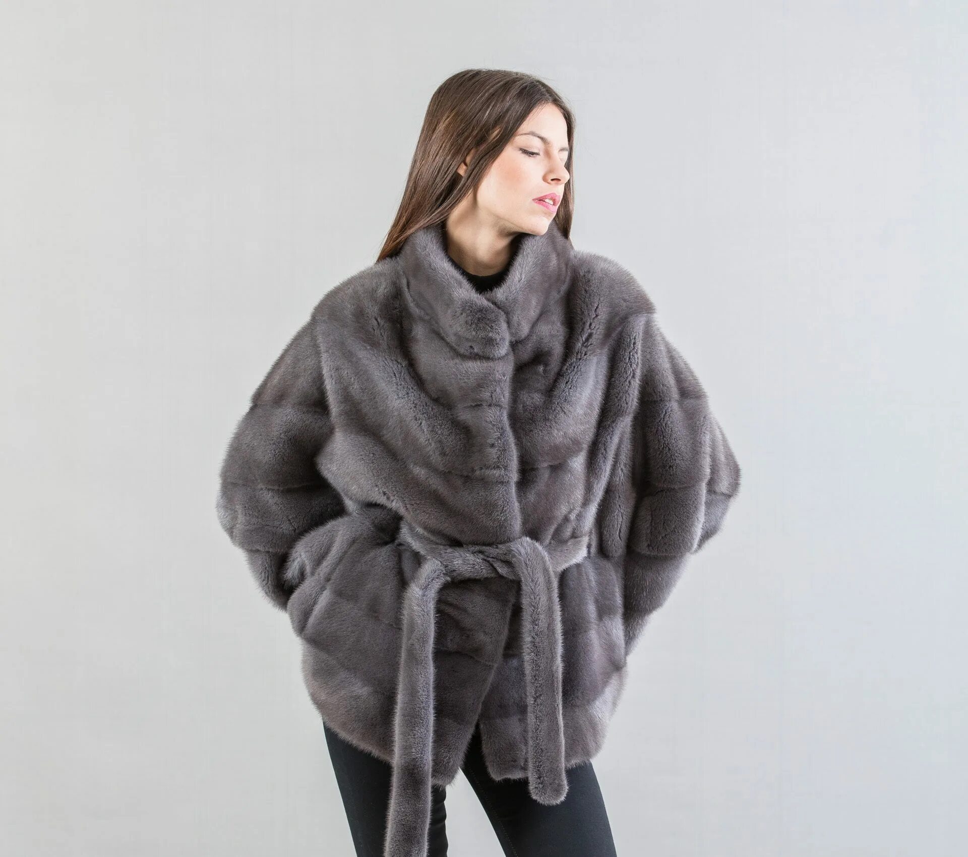 Шуба норковая 2021 тренд. Шуба летучая мышь 2020. Real fur Mink норка. Норковые шубы 2022. Шубы норковые модные тенденции