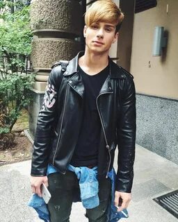 leather twink Tumblr Кожаные Куртки, Мужской Стиль, Н аряды, Шаблоны, Фотог...