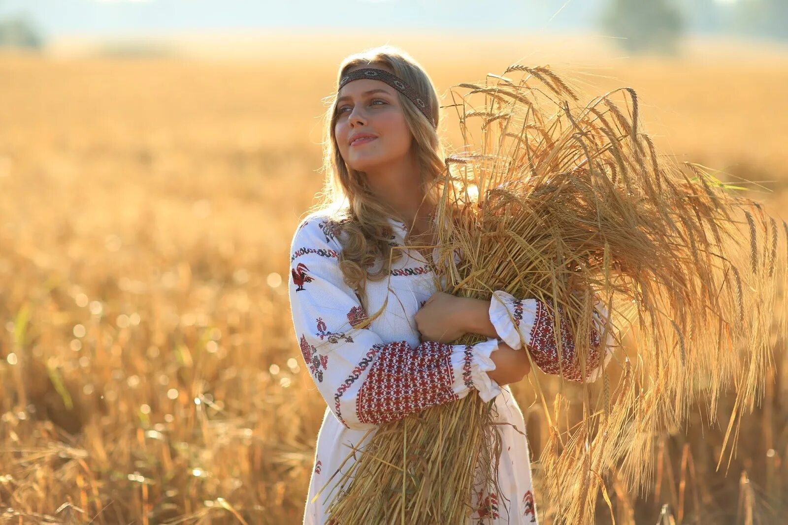славяне поют. певец славянских песен. светозар и группа аурамира. светозар и аурамира. светозар евдокимов.