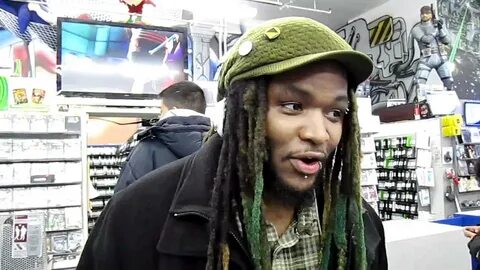 Woolie chooses mvc3 over a threesome