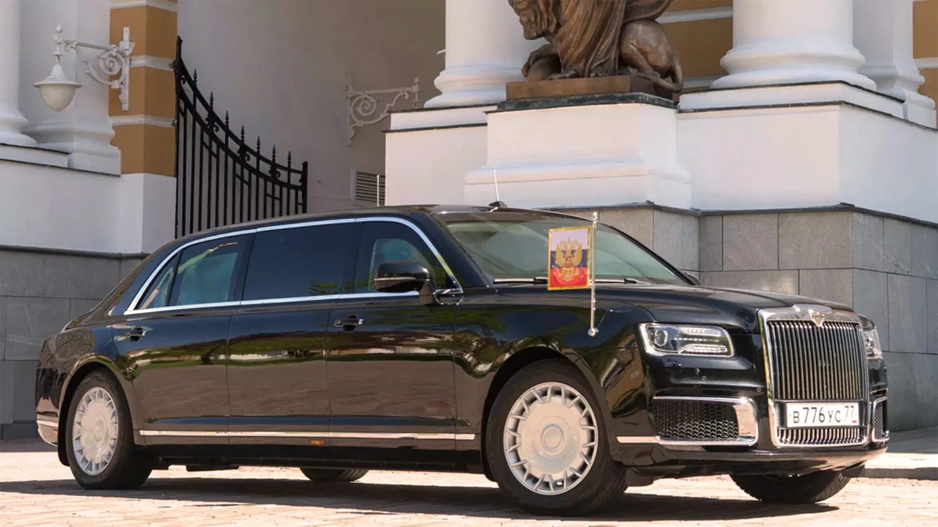 Лимузин Aurus Senat Limousine l700. Аурус" l700.. Aurus Senat Limousine l700 салон. Автомобиль президента России Путина Аурус.