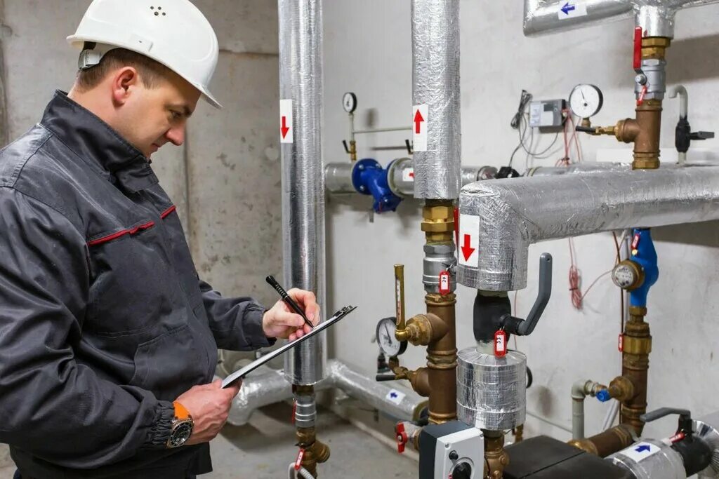 Аварийное обслуживание зданий. Заделка трещин в кирпичных стенах. Монтажник отопления и водоснабжения. Аварийное обслуживание зданий. Электромонтер.