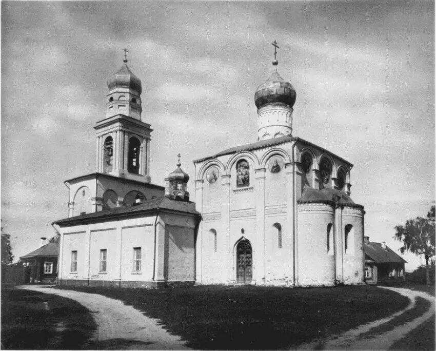 Богородицы в старом симонове. Церковь рождества богородицы в старом симонове в москве. храме рождества богородицы в симоновом монастыре. старое симоново храм рождества пресвятой богородицы.