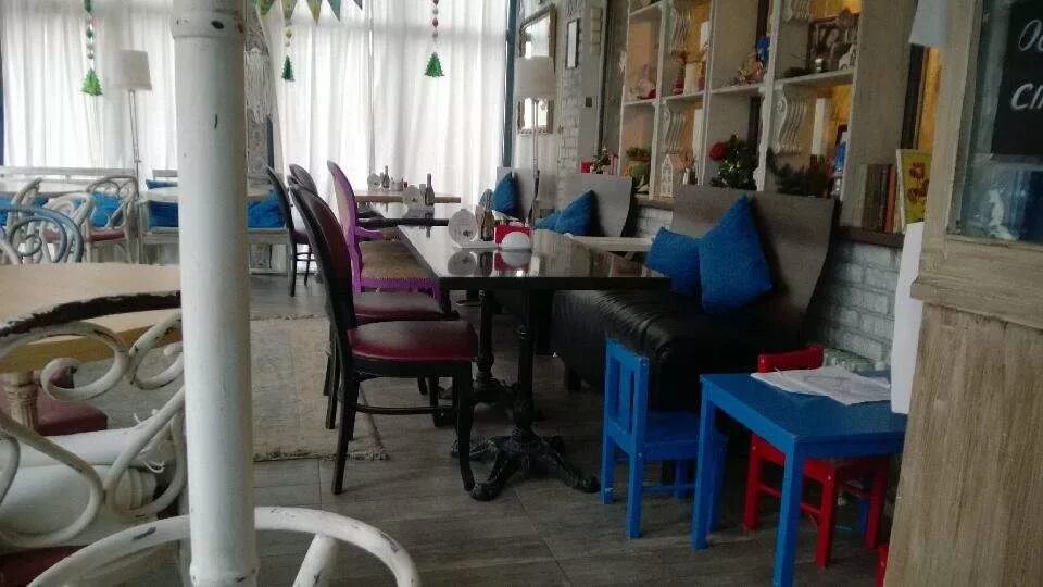 Кафе капучино волгоград краснооктябрьский. Капучино на штеменко волгоград. Капучино штеменко 5. Кондитерская капучино волгоград. Капучино штеменко.