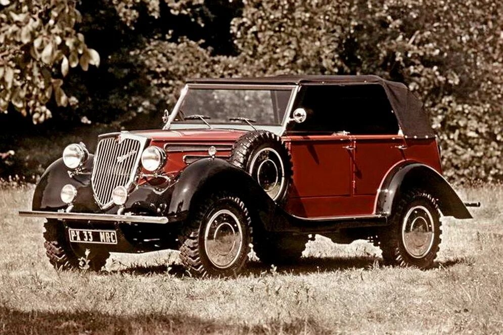 Первая мицубиси. Mitsubishi px33 Prototype. Mitsubishi 1934. Mitsubishi px33 Dakar. Mitsubishi 1933 полноприводный автомобиль.