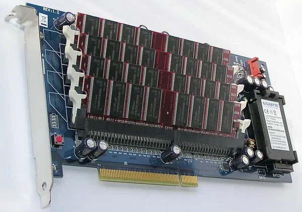 Crucial Ballistix MOD: Temperature-sensing DDR3 bit-tech.net