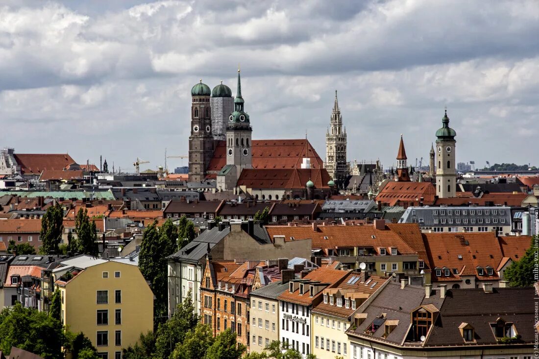 Мюнхен столица. Германия бавария мюнхен. munich город германия. мюнхен столица баварии. германия город мюнхен панорама.
