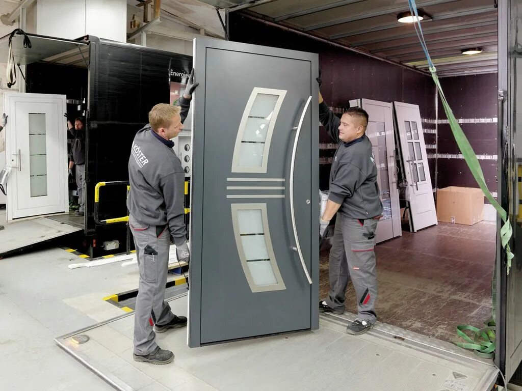 А8 2012 лонг. Аренда бронированных. Антенна на мерседес 221. Бронированный мерседес s500. Бронеколпак элерон.