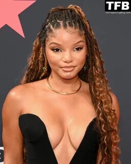 Halle-Bailey-Sexy-The-Fappening-Blog-3.jpg.