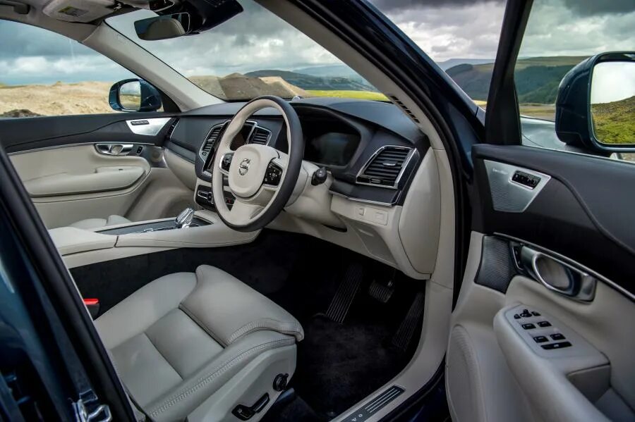 Комплектация inscription. Вольво xc90 2021 салон. Вольво xc90 2017 салон. Вольво хс90 inscription. Xc60 volvo 2020 inscription.