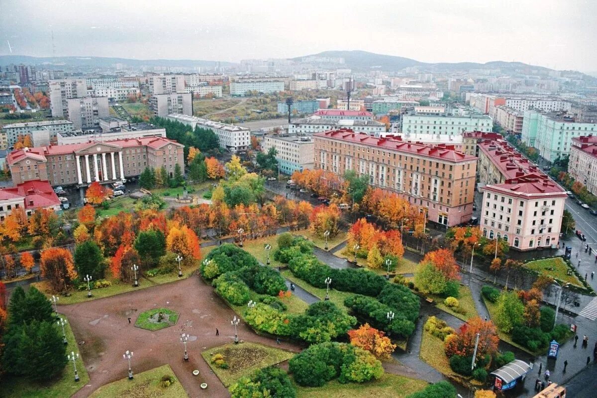 Площадь пять