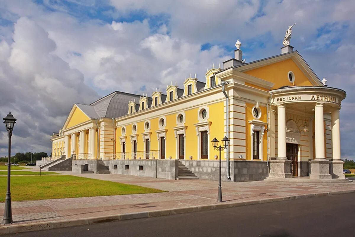 Манеж стрельна