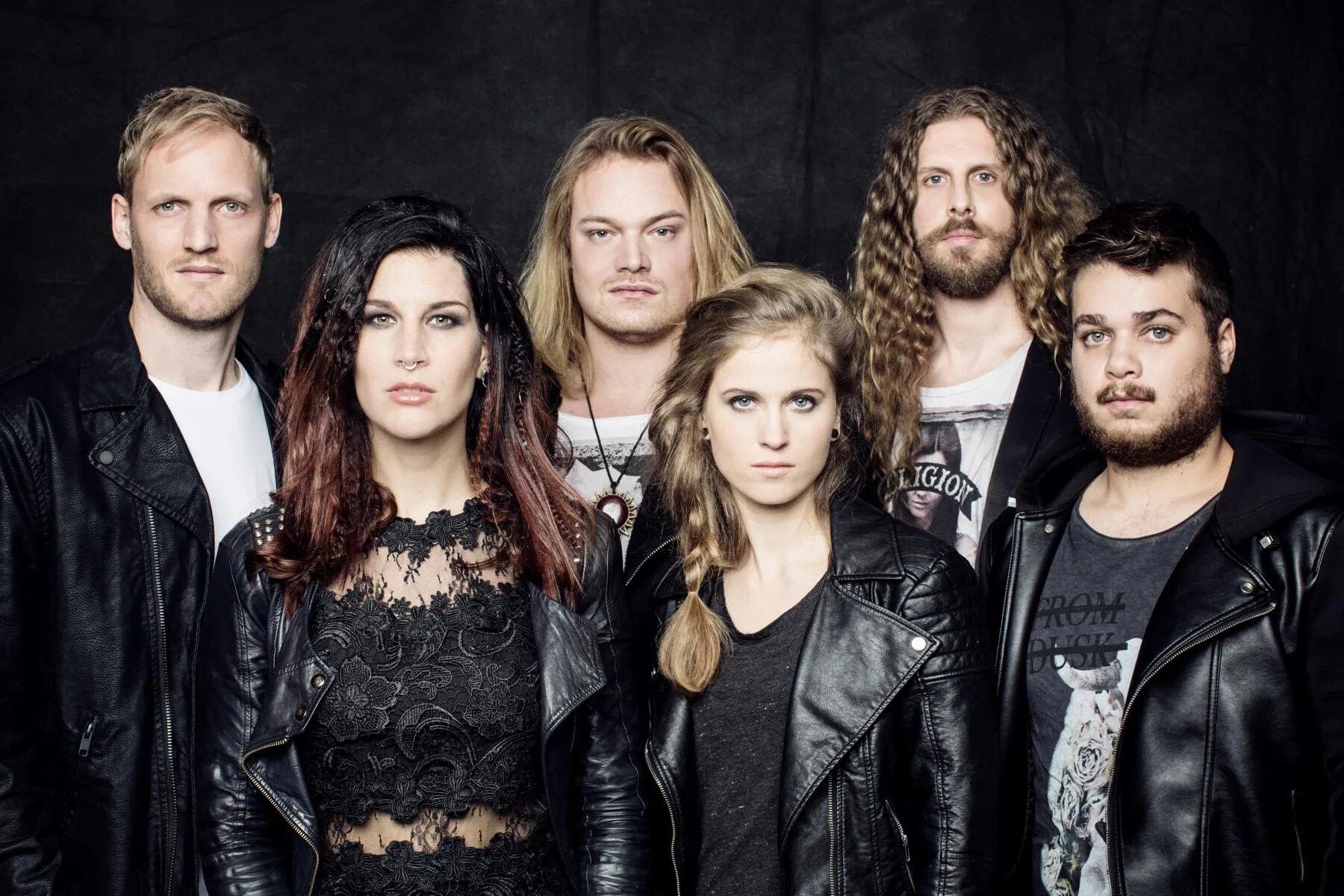 Treat early. Delain. Рок группа Delain. Delain 2022.