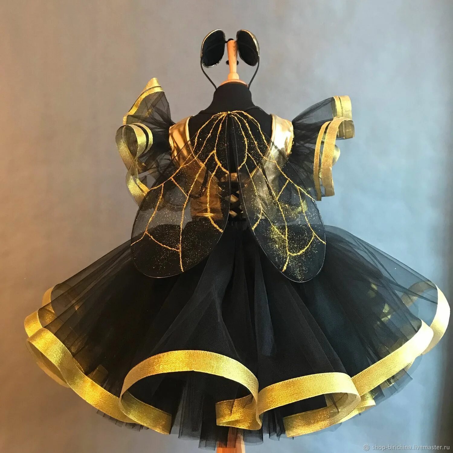 Муха-цокотуха костюм на ребенка. Костюм муха цокотуха, 128 см. Костюм блошки для девочки. Крылья мухи цокотухи. Карнавальный костюм муха цокотуха.