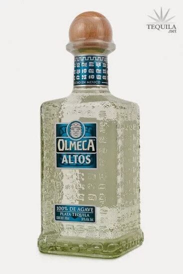 Текила olmeca silver. Альта коста сильвер с текилой. 5л. Альта коста сильвер с текилой 0,5л. Коктейль альта коста с текилой.