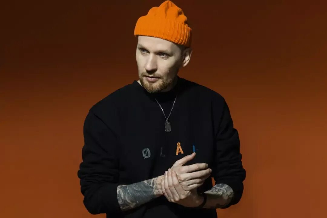 Миша крупин и гуф. Певец звонкий 2020. Миша крупин и гуф. L one фото. Гуф murovei.