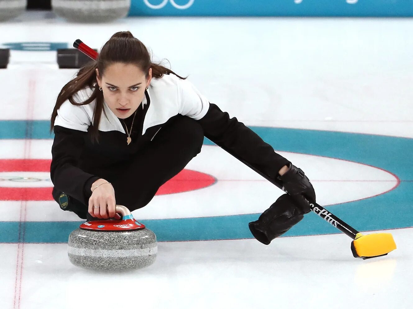 Curling stream. Кузьмина керлинг.