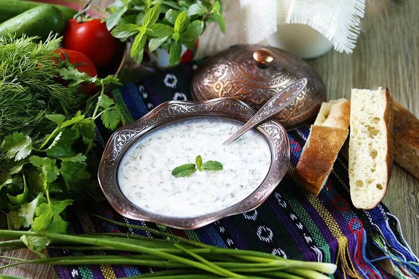 Довга. Азербайджанская кухня довга. азербайджанская кухня суп довха. довга суп. азербайджан dovga.