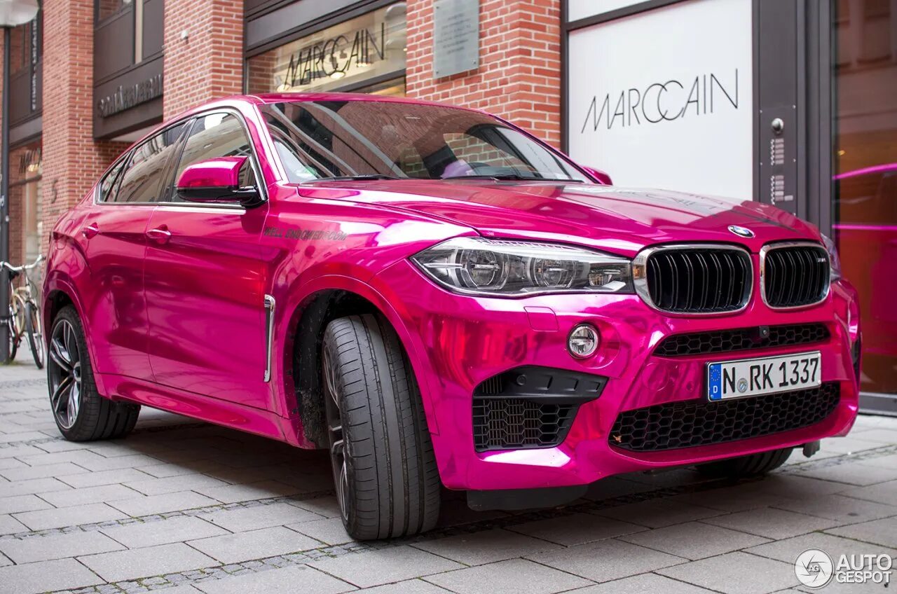 BMW x6m красная. BMW x6 Pink. BMW x6m фиолетовый. БМВ x6 m матовая.