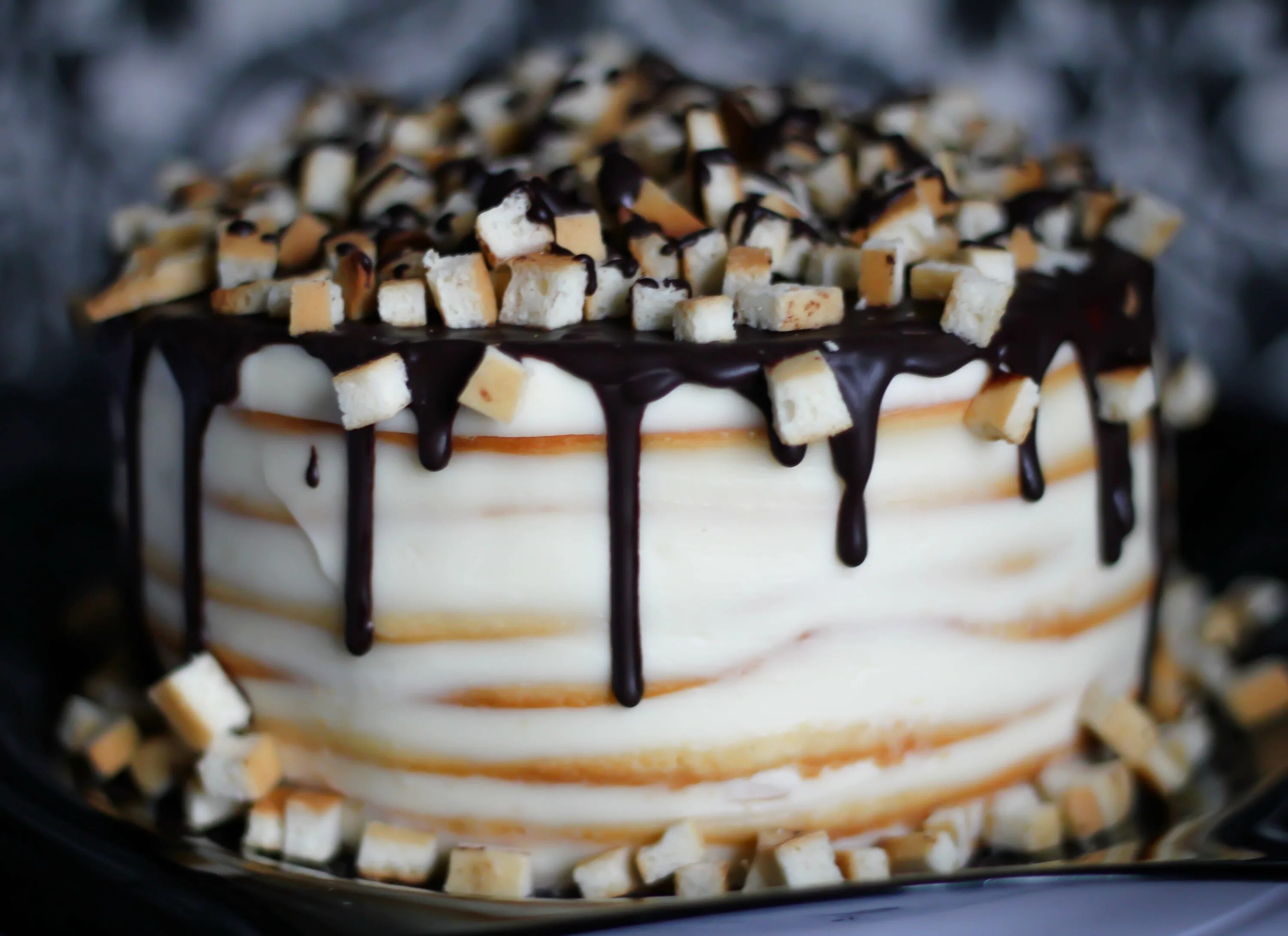 украшение торта молочная девочка орео. украсить торт молочная девчонка. молочный торт. торт молочная девочка шоколадный пошаговый. торт молочная девочка.