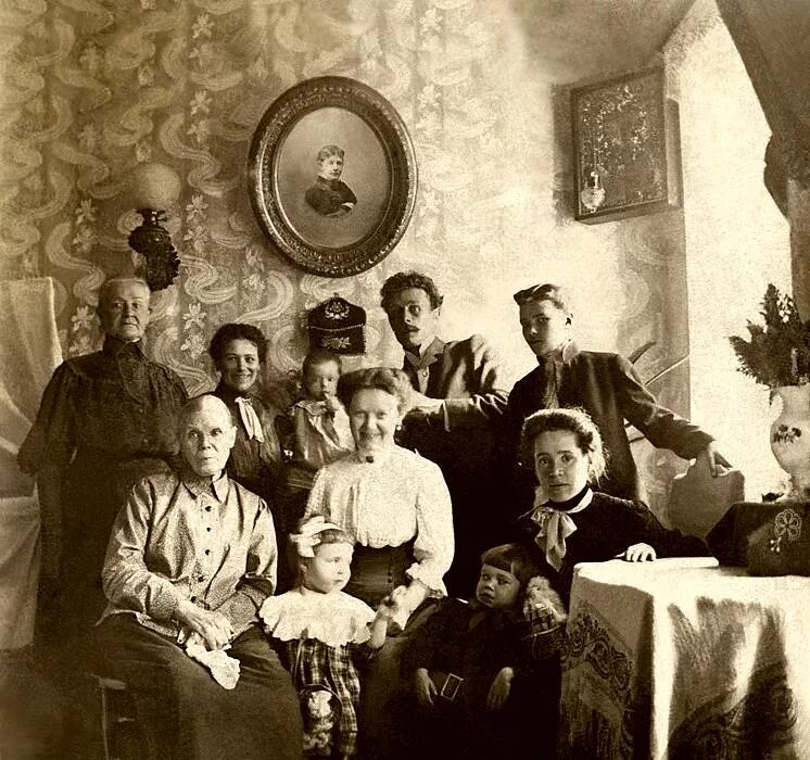 Дворянские семьи москвы. Купчиха 19-20 века. Усадьба графа веревкина (с. Дворянские семьи москвы. Семья николая романова.