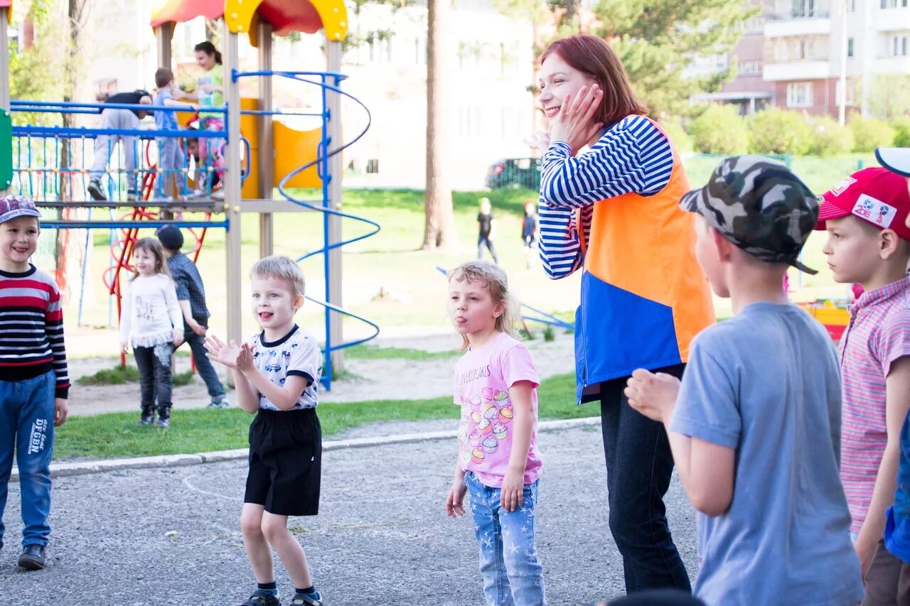 новогодняя развлекательная программа фото. сюжетно ролевая игра пограничники в подготовительной. сюжетной игровая программа. сюжетно-ролевые игры. детвора орск.