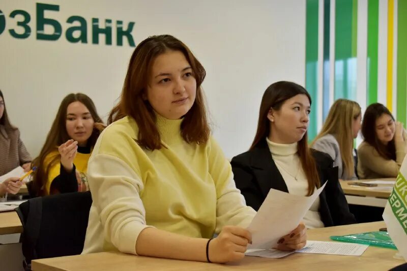 Факультет идти. Студенты синергии. Конфликт молодежи фото. Сергей журфак мгу. Алтайский университет амбициозность.