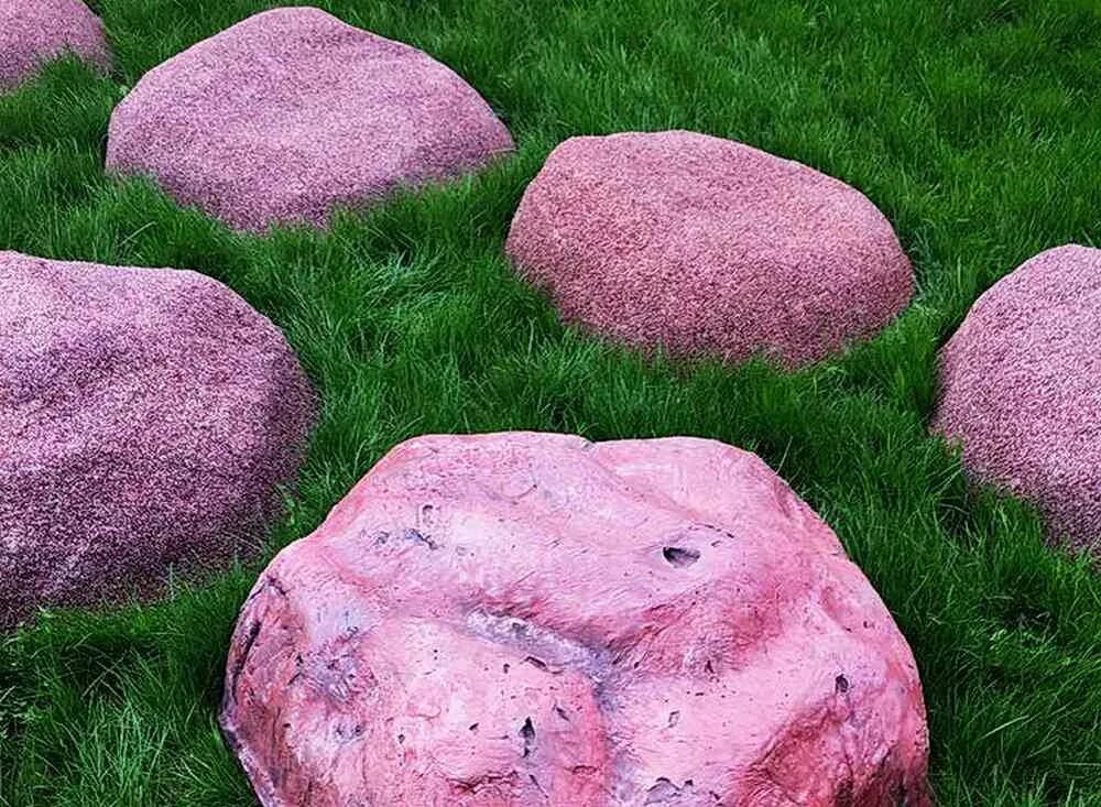 Камень пон. Валун Эхалкиви. Камень валун Эльбрус. Валун парфинит. Большие камни для ландшафта.