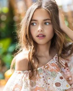 ...gros plan Girls Dresses Tween, Preteen Girls Fashion, Girl Fashion, Most...