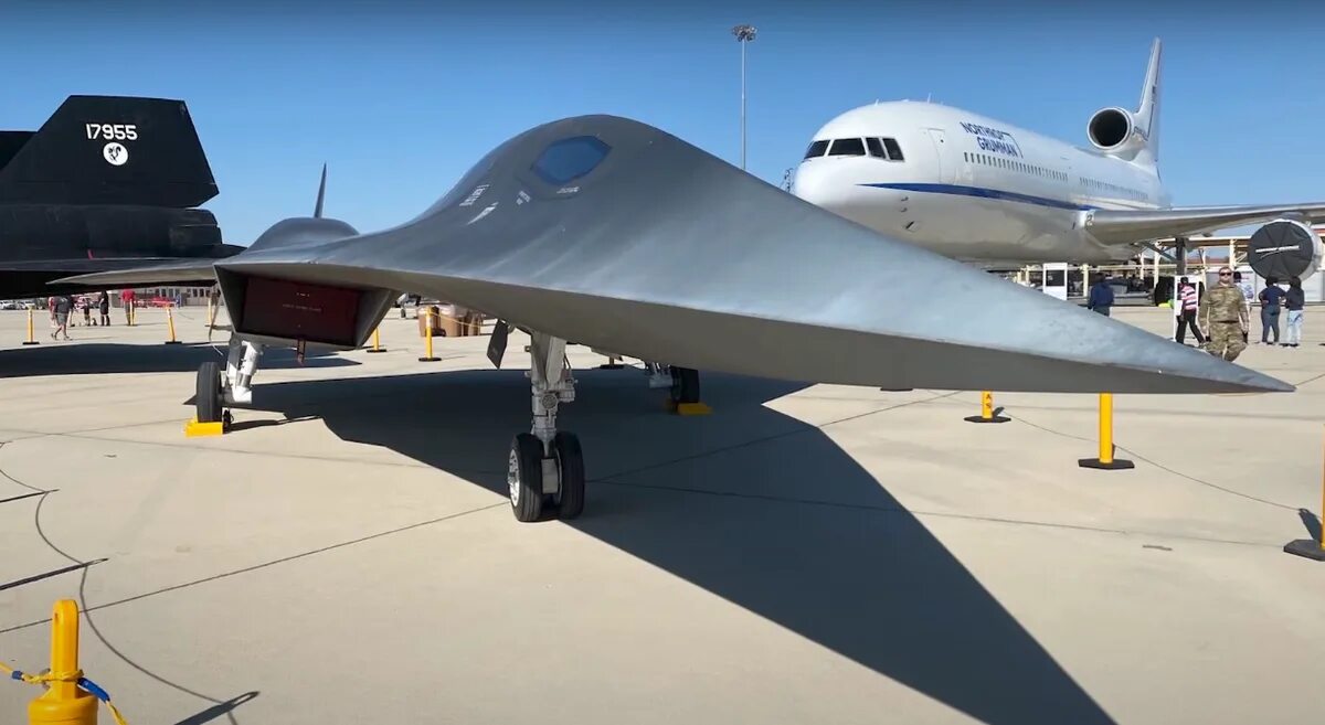 Конус маха. 10 маха в км. Чему равен 1 мах. 5 махов скорость в км ч. Скорость один мах это сколько км.