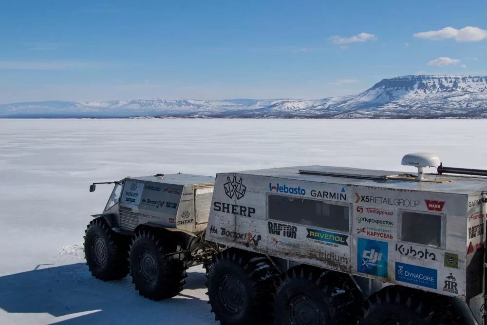 архангельск троицкий проспект 17. съемочная площадка. памятник георгию седову. экспедиция архангельск. арктический плавучий университет 2012.