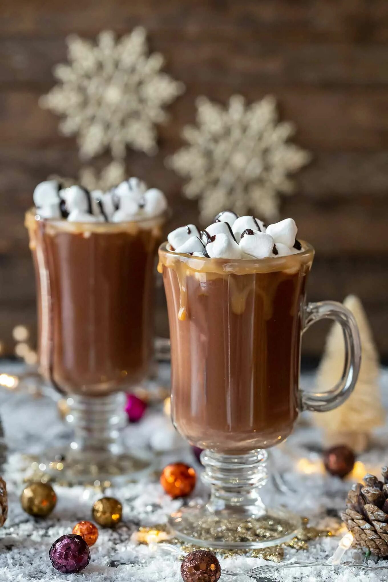 Хот шоколад/hot Chocolate. Ромовый горячий шоколад. Горячий шоколад Айриш Крим. Горячий шоколад напиток. Теплые сладости