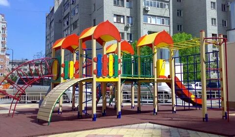 Серая детская площадка