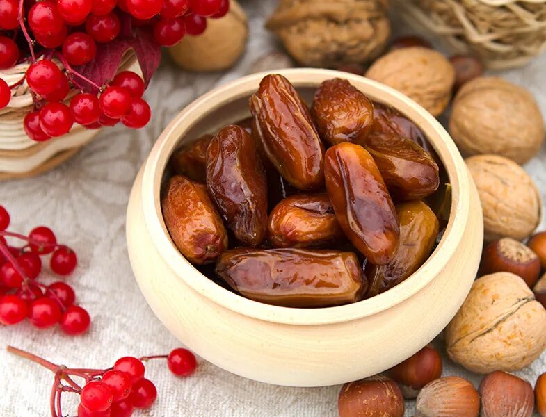 сколько фиников на ифтар. сколько фиников на ифтар. финики zahedi dates. красивые финики. коран и финики.