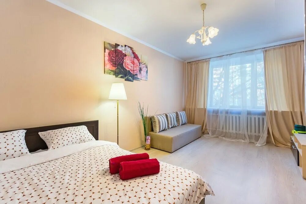 снять однокомнатную на комсомольской. снять однокомнатную на комсомольской. квартиры посуточно комсомольская проспект. кулакова 63/2. новгородская 35к1 ремонт.