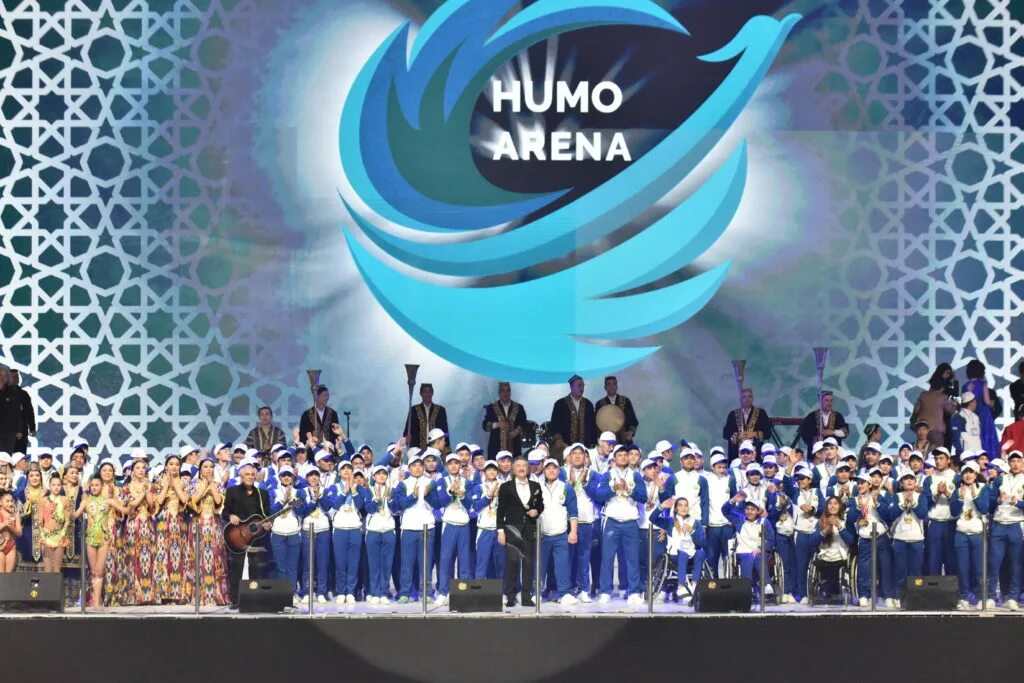 Humo arena. Humo Arena Ташкент. Хумо Арена внутри Ташкент. Хумо Арена каток Ташкент. Логотип Хумо Арена.