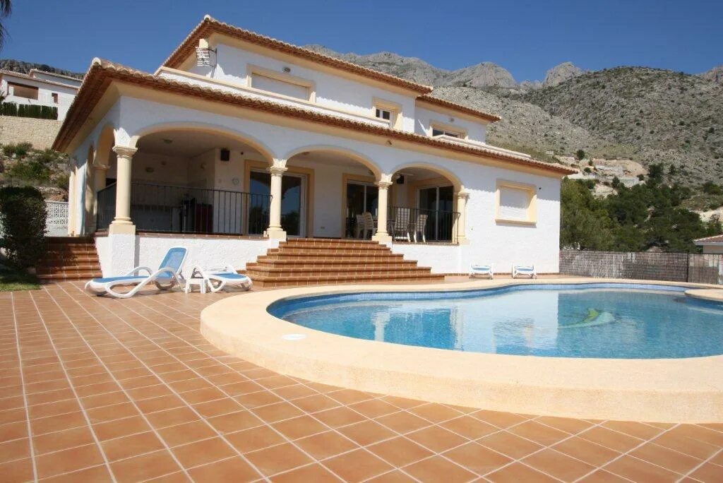 Испания продажа домов. Испания дешево. Особняк marbella испания. Испания дешево. Аликанте виллы на горе.