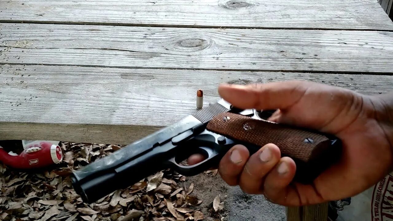 Супер кольт песня. Colt 1911 commander. кольт командер с глушителем фото. кольт 1911 командер тюнинг фото.