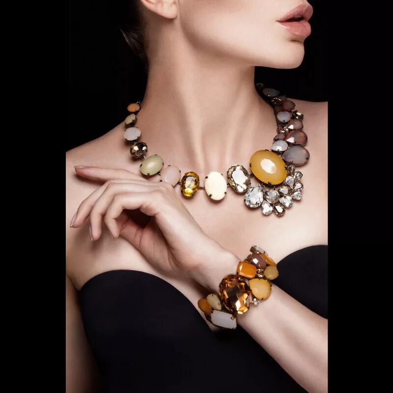 Элитная бижутерия интернет moment. Драгоценные украшения для женщин. Kenneth jay lane бижутерия интернет магазин. Элитная бижутерия иваново. Итальянская бижутерия.