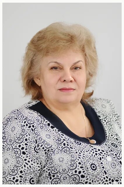 директор второй школы фото. директор школы 81 омск. школа 38 омск учителя. директор омской школы. 71 сош директор омск.