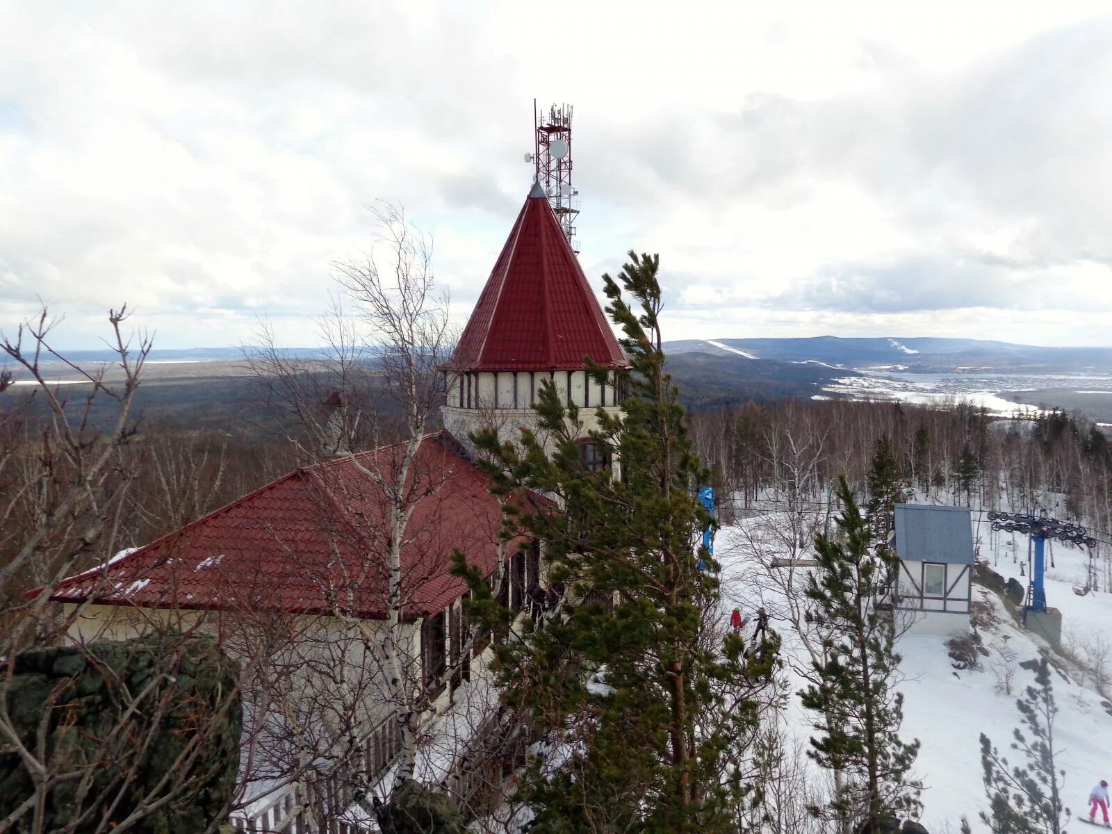 ежовая подъемники. седьмая поляна гора ежовая. ежовая горнолыжный комплекс кировград. ежовая гора краснодарский край.