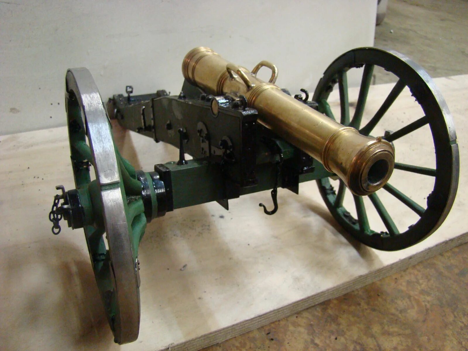 Орудия 1812 года. Лафет пушки 1812. Лафет 1812 года. Орудия 1812 года. Русские пушки 1812 года.