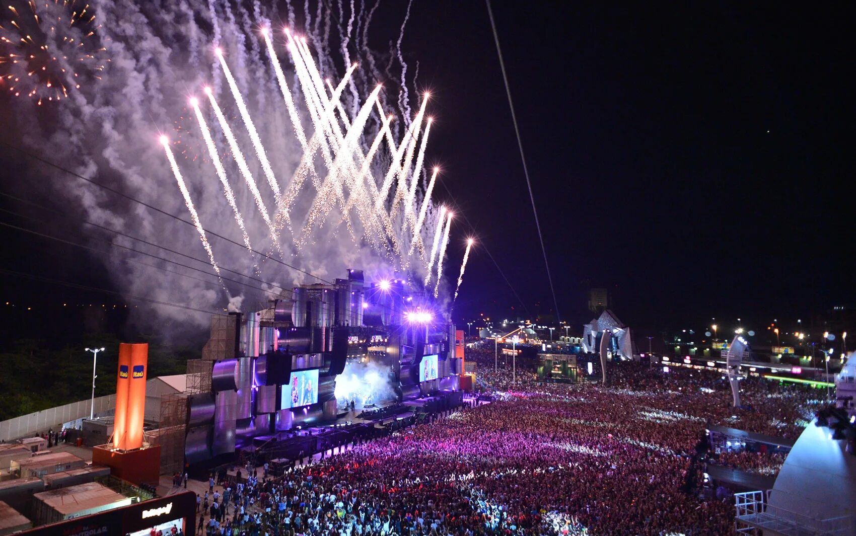 Сцена Rock in Rio. Rock in Rio фестиваль. Япония фестиваль музыки. Рок-фестиваль 2013. Музыка life in rio