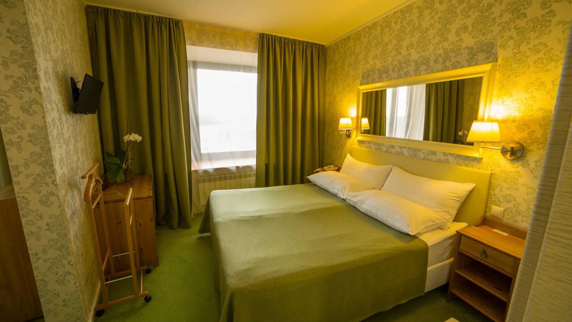 Отель москва питер. Отель москва александра невского. Москва 4 звезды санкт петербург. Гостиница москва 4 санкт-петербург. Отель москва отель 4 санкт-петербург.